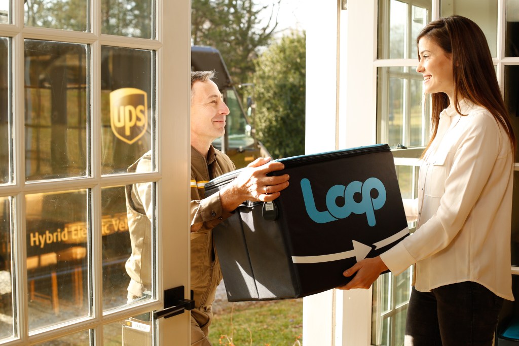 The Loop service will be available first in the metropolitan areas near New York and Paris.