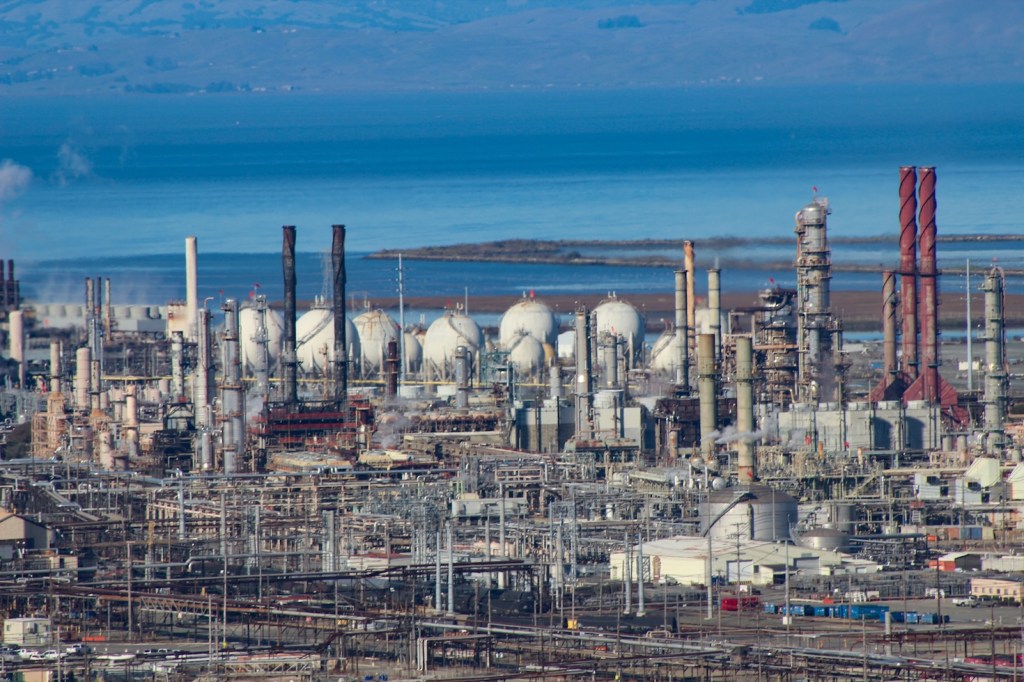 A photo of Chevron's Richmond, Calif. oil refinery.